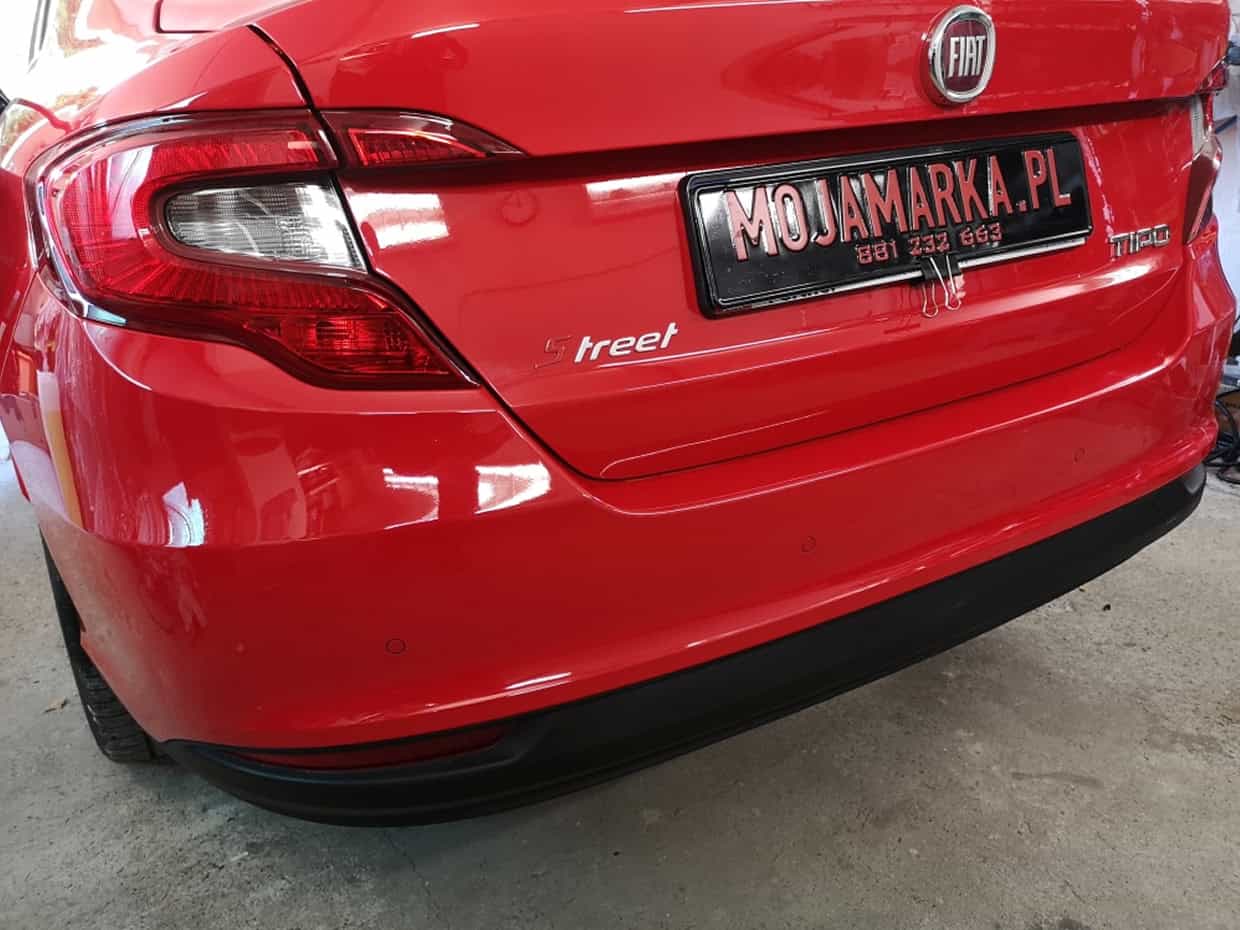 Fiat Tipo 2018 po montażu czujników parkowania - tył