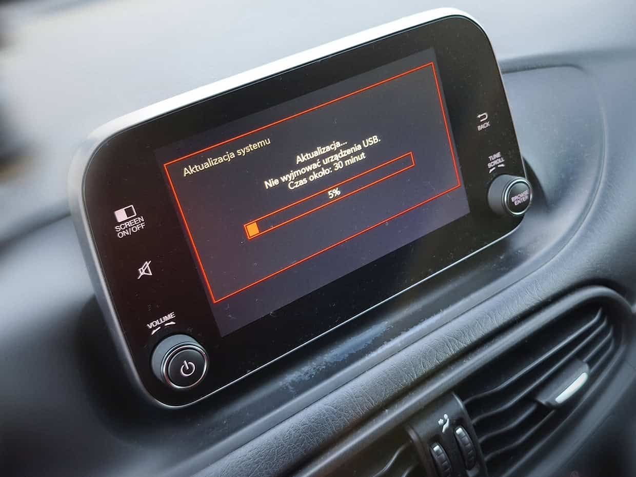 Fiat Tipo 2020 aktywacja Android CarPlay